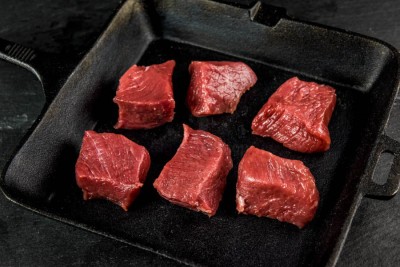 Свинина ошеек на шашлык 1 кг - купить в Находке